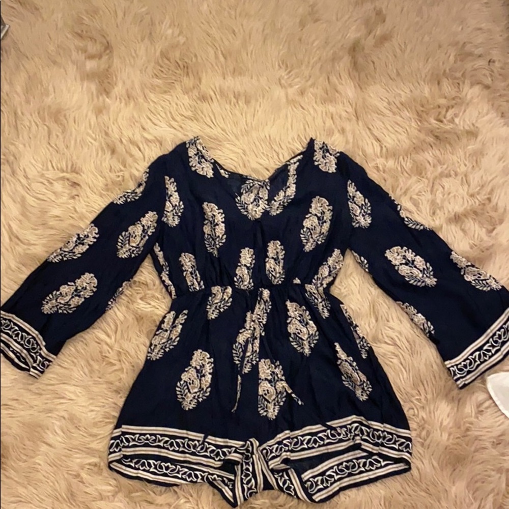Romper - Picture 1 of 5